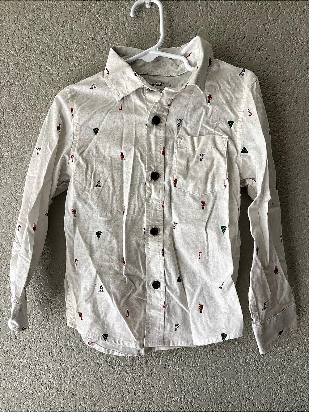 Cat & Jack Boys Christmas Holiday Print Long Sleeve Button-Down Shirt